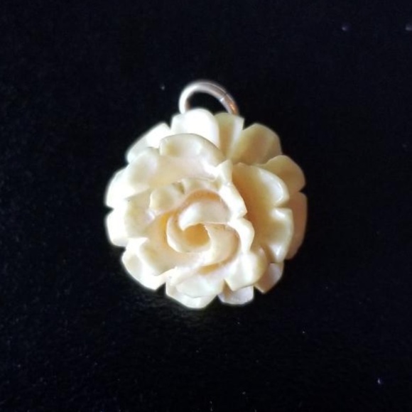 Vintage Jewelry - Vintage 12k gold filled faux ivory rose pendant